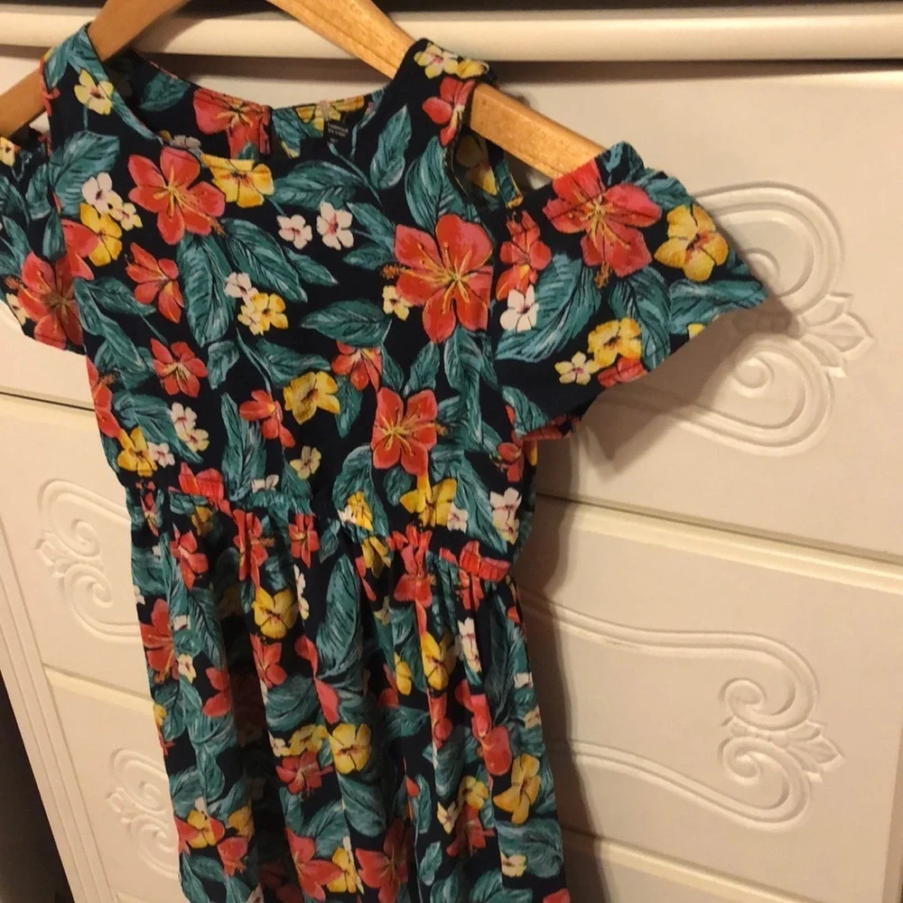 🦚NAUTICA  floral dress size 6 NWT